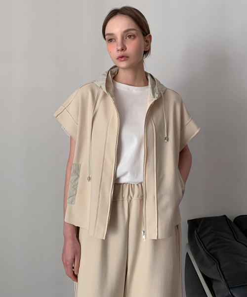 Lena Hood Zip-Up Vest (2colors)