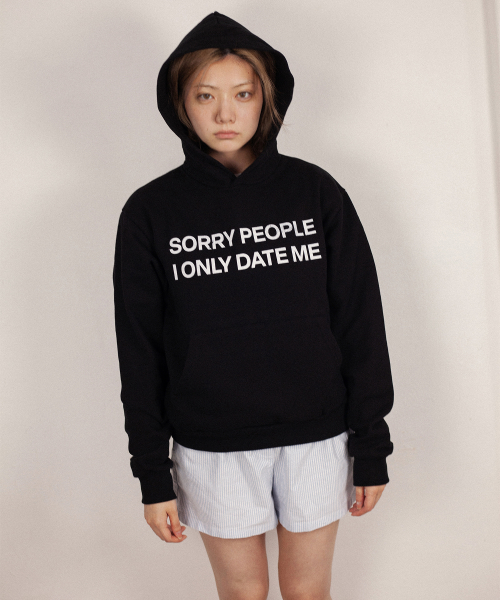 I ONLY DATE ME HOODIE (BLACK)