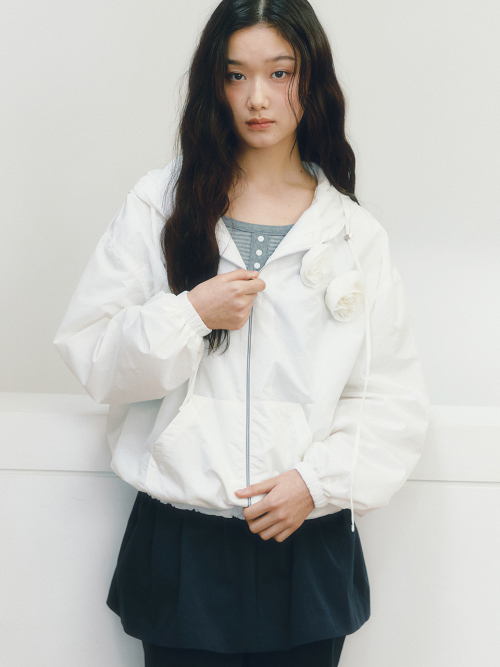 soft wind jacket_white