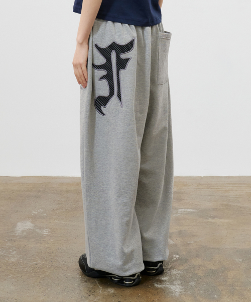 F Patch Sweat Pants Grey