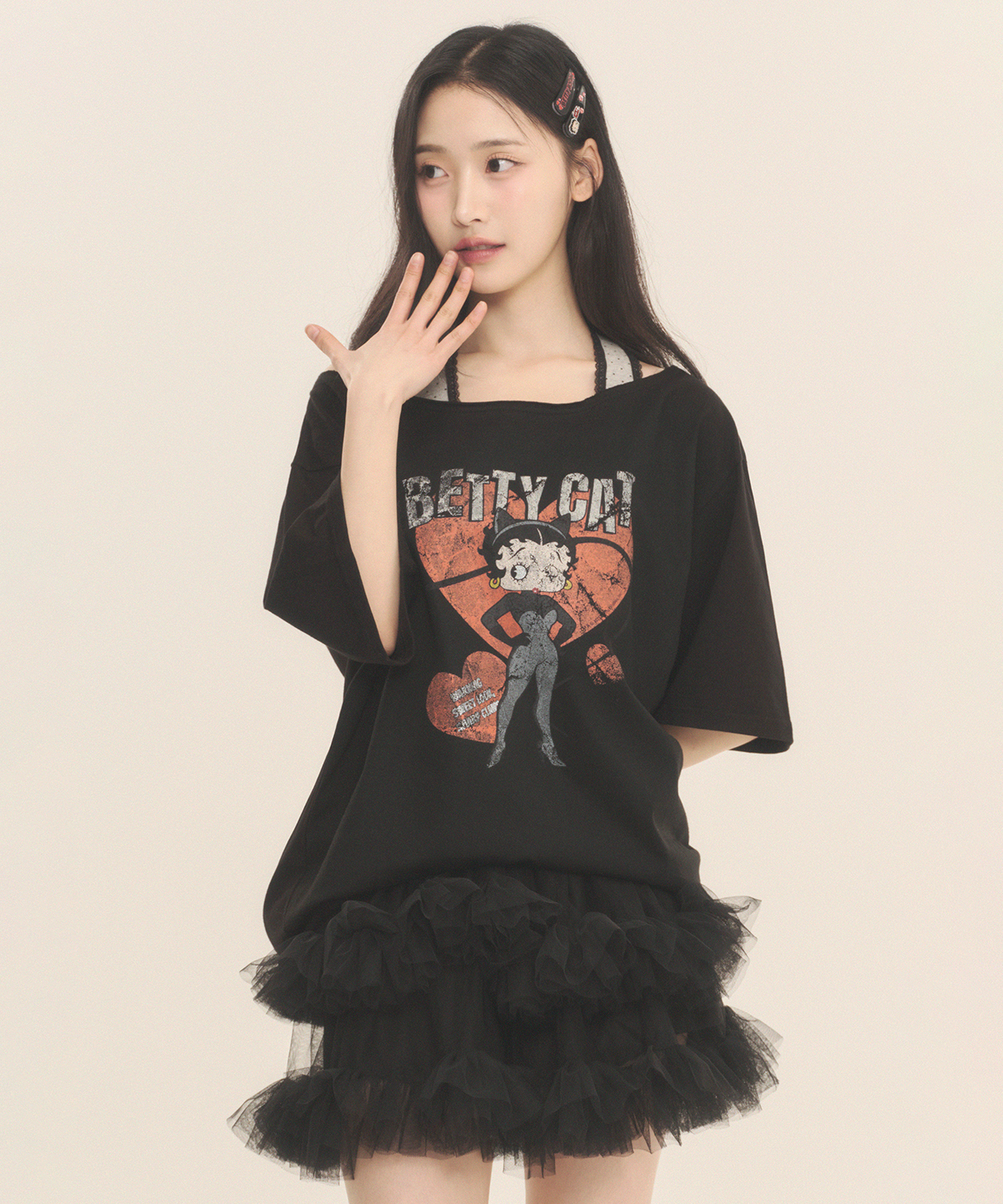 [SET] BETTY BOOP Betty Cat Halter Off-Shoulder T-Shirt_Black