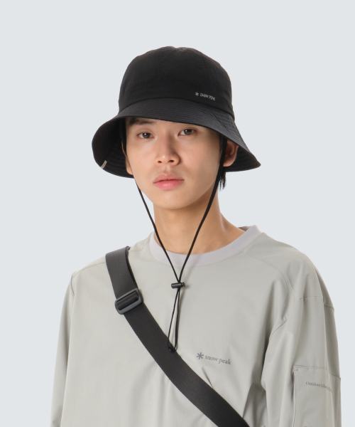 에코 타슬란 7패널 와이드 햇 (S26MUFBH72) Black
