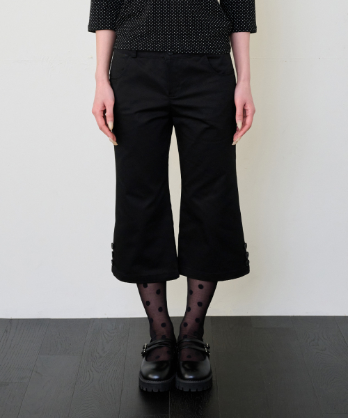 SNAP POINT CAPRI PANTS - BLACK