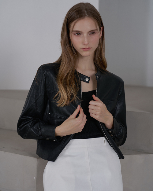 Soft Minimal Crop Leather куртка — Black