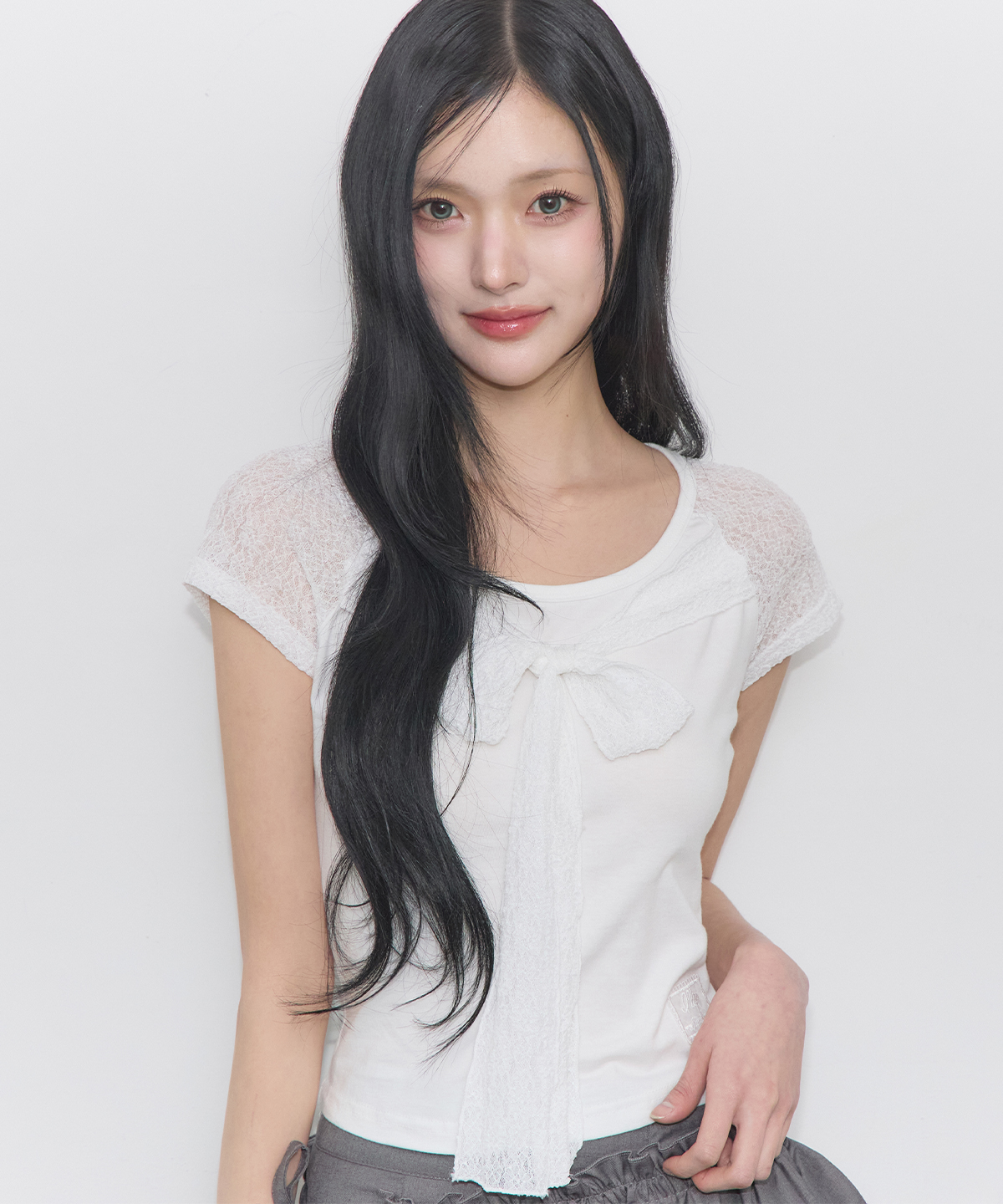 LACE RIBBON COLOR-BLOCK T-SHIRT WHITE