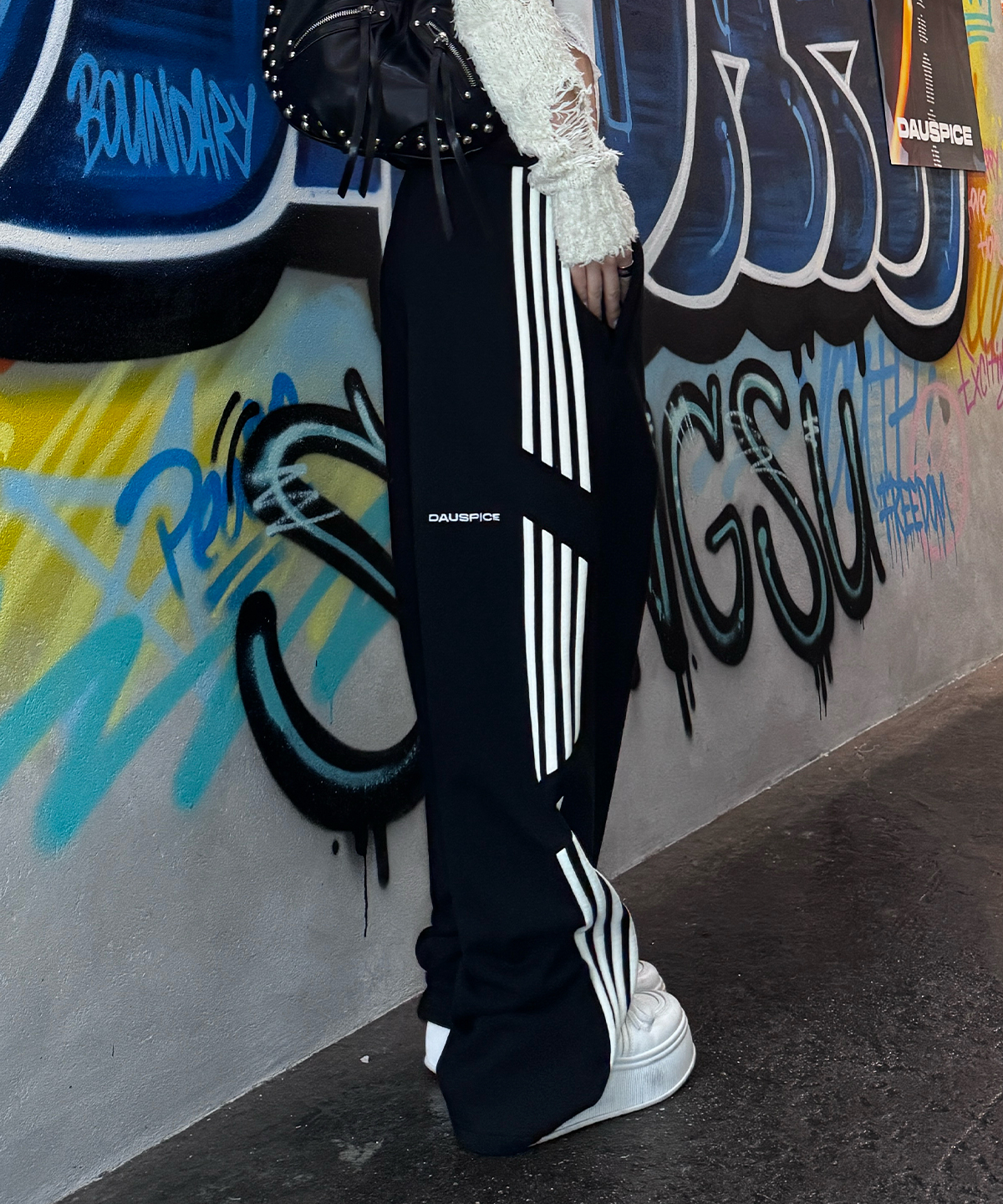 (DUC) The Sweatpants Black