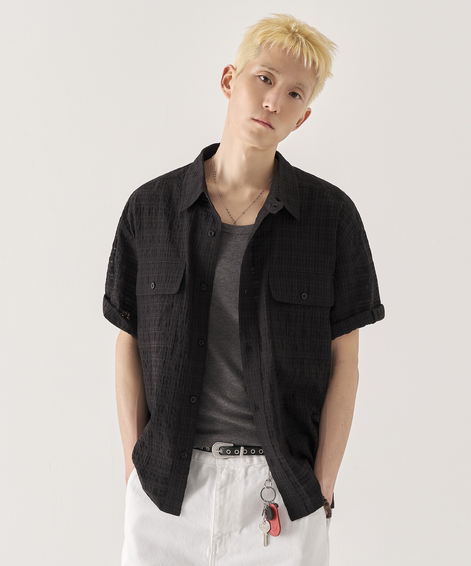 Crease Roll-Up Check Crop Short-Sleeve Shirt_Black