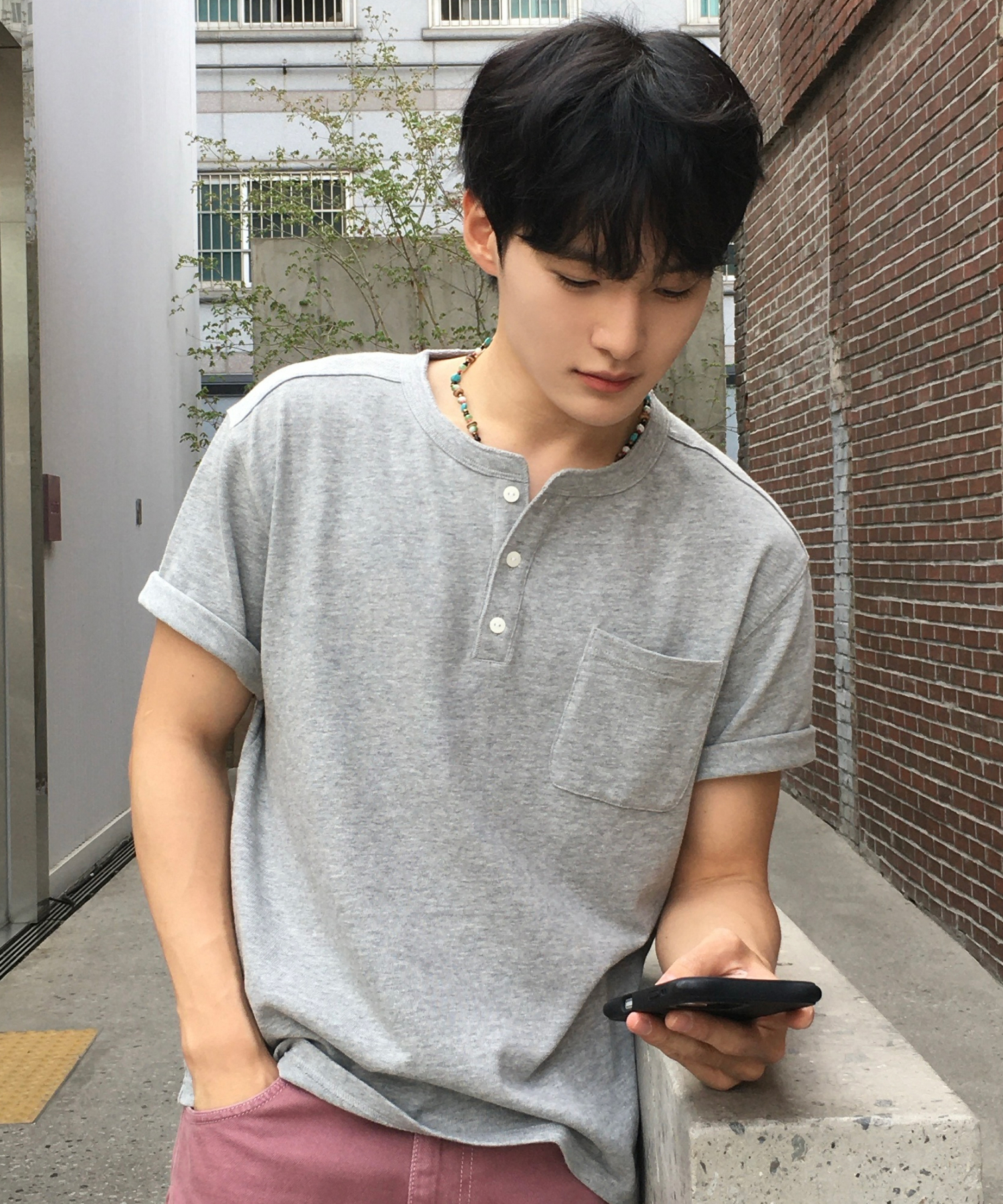 Heavy Cotton Roll-Up Henley Neck Short-Sleeve T-Shirt_Melange Gray