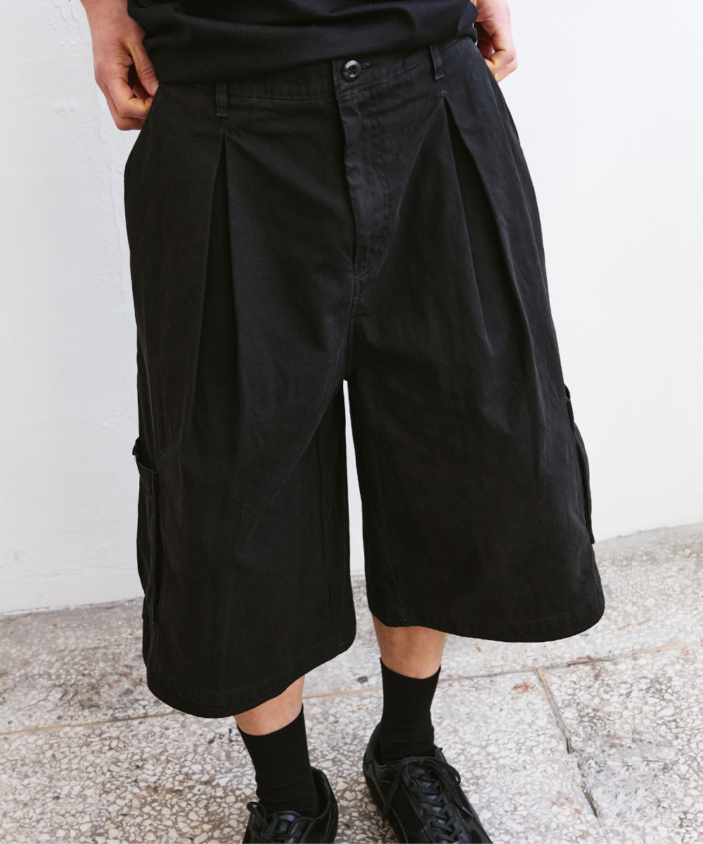 Vintage Cotton Cargo Bermuda Pants - Black