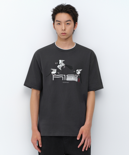 MUSINSA公式 | MUSINSA STANDARD [K-スビニア] トラTシャツ [ブラック]