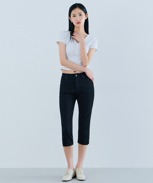 Капри OQ2D5983 в одном цвете Black