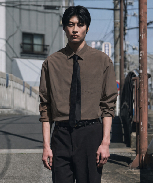 에스티코 VIBE SHIFT 고밀도 면100 바이오 워싱 셔츠_브라운 (세미 오버핏)_LDSXA64OSH