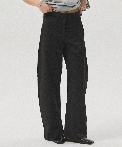 Брюки чинос Vorn Curved Tuck_BLACK (выбор длины)