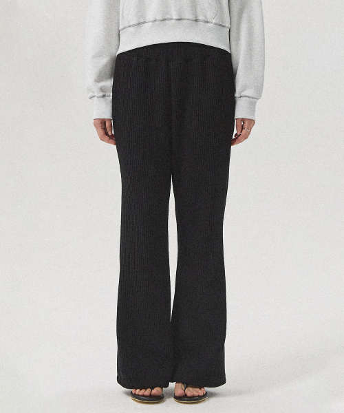 Lucie Semi Rib Knit Bootcut Banding Pants_BLACK
