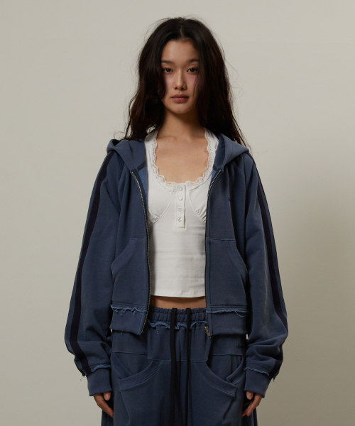 Baggy Distressed Zip-Up Navy