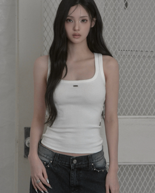 Muted Tank Top (white)