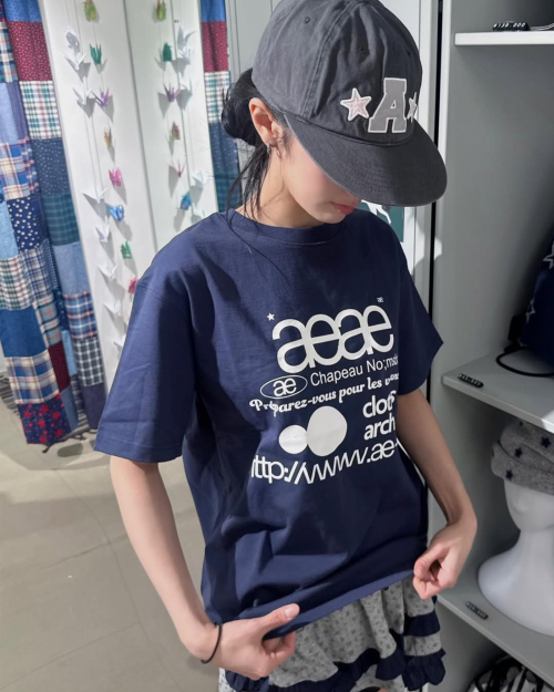 MUSINSA公式 | AEAE WEB LOGO T-SHIRTS [NAVY]