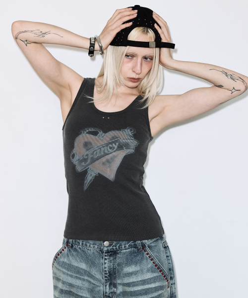 Майка с сердцем Washed (GRAY) F26QB122