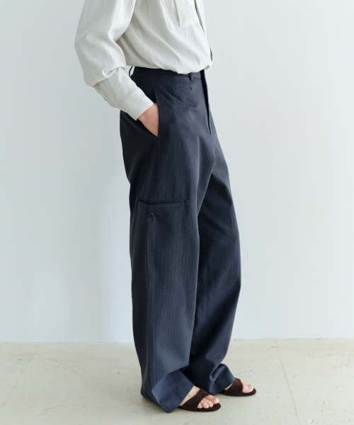 curved triple lip pants (herringbone navy)