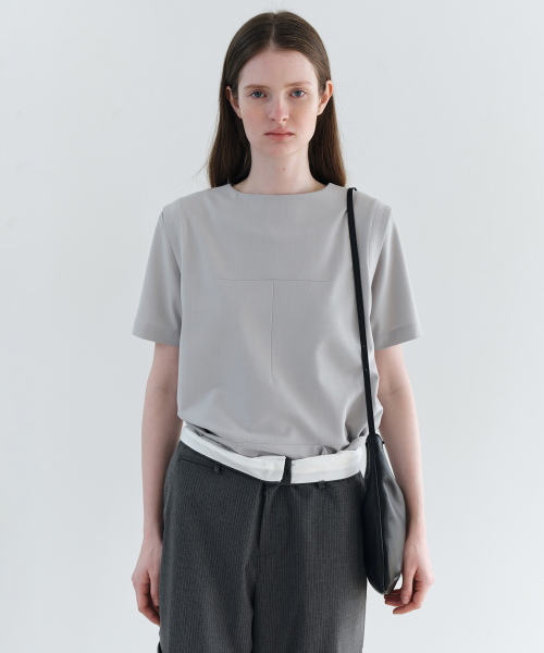 dart line blouse (powder sky)