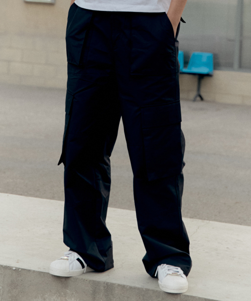 WOMAN UTILITY CARGO PANTS