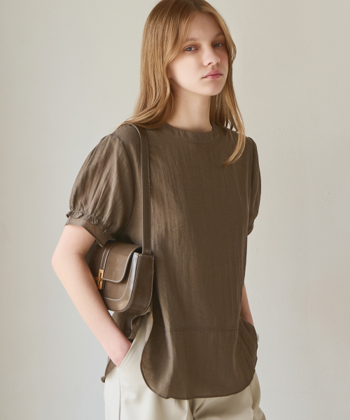 Airy flutter sleeve top_2 Colors