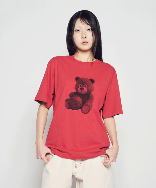 BASKETBALL SITTING AC BEAR SHORT рукав T-рубашка