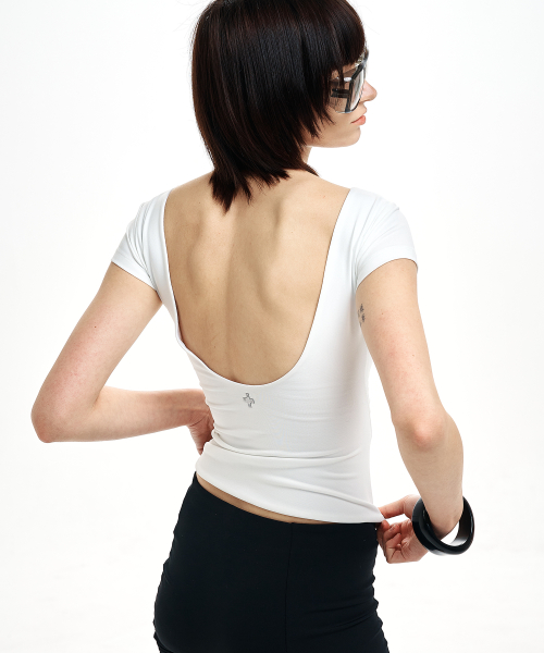 RHEA BACK SCOOP T (CLOUD)