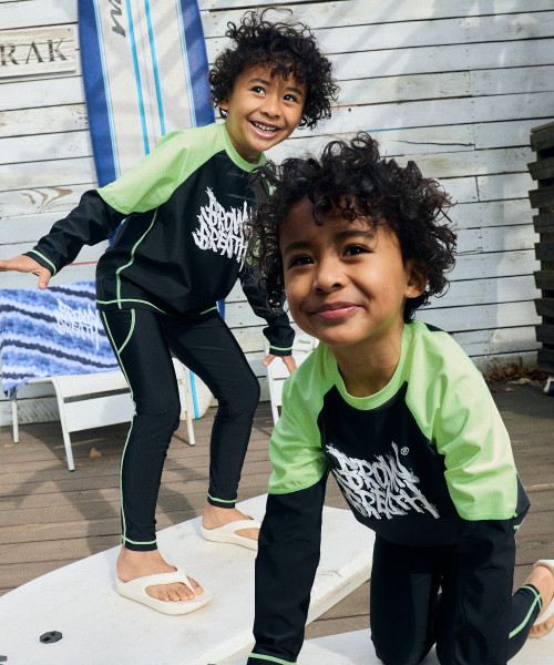 KIDS COLOR BLOCK RASH GUARD SETUP - BLACK