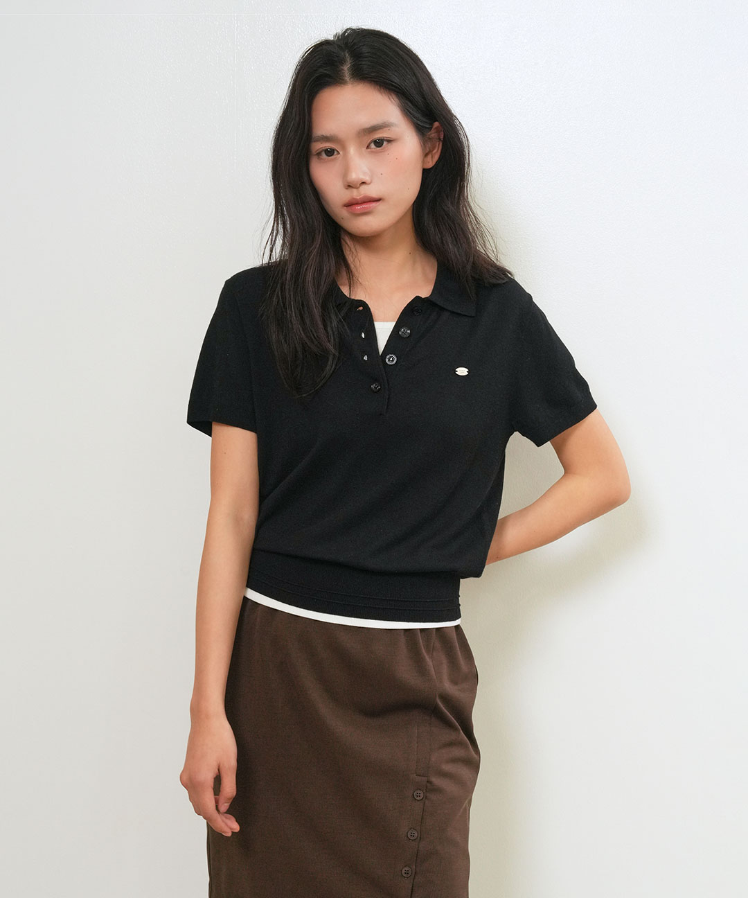 woman airy essential collar half knit [black]