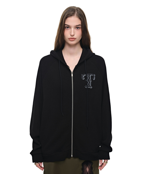 черный