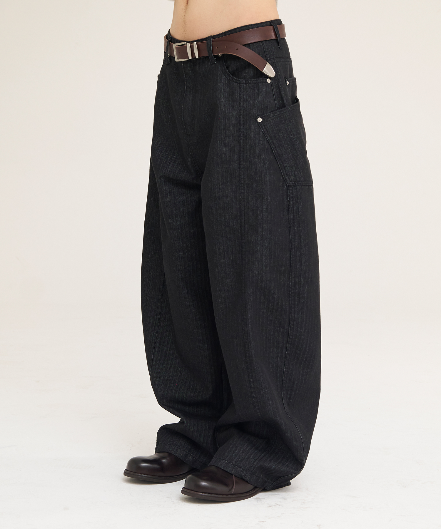 Crude Double Pocket Curved Pants_Black