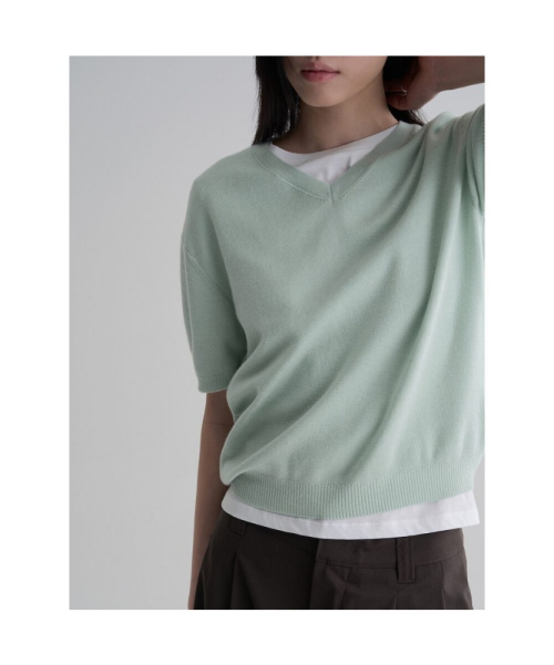 Пуловер с V-вырезом и коротким рукавом Light Green