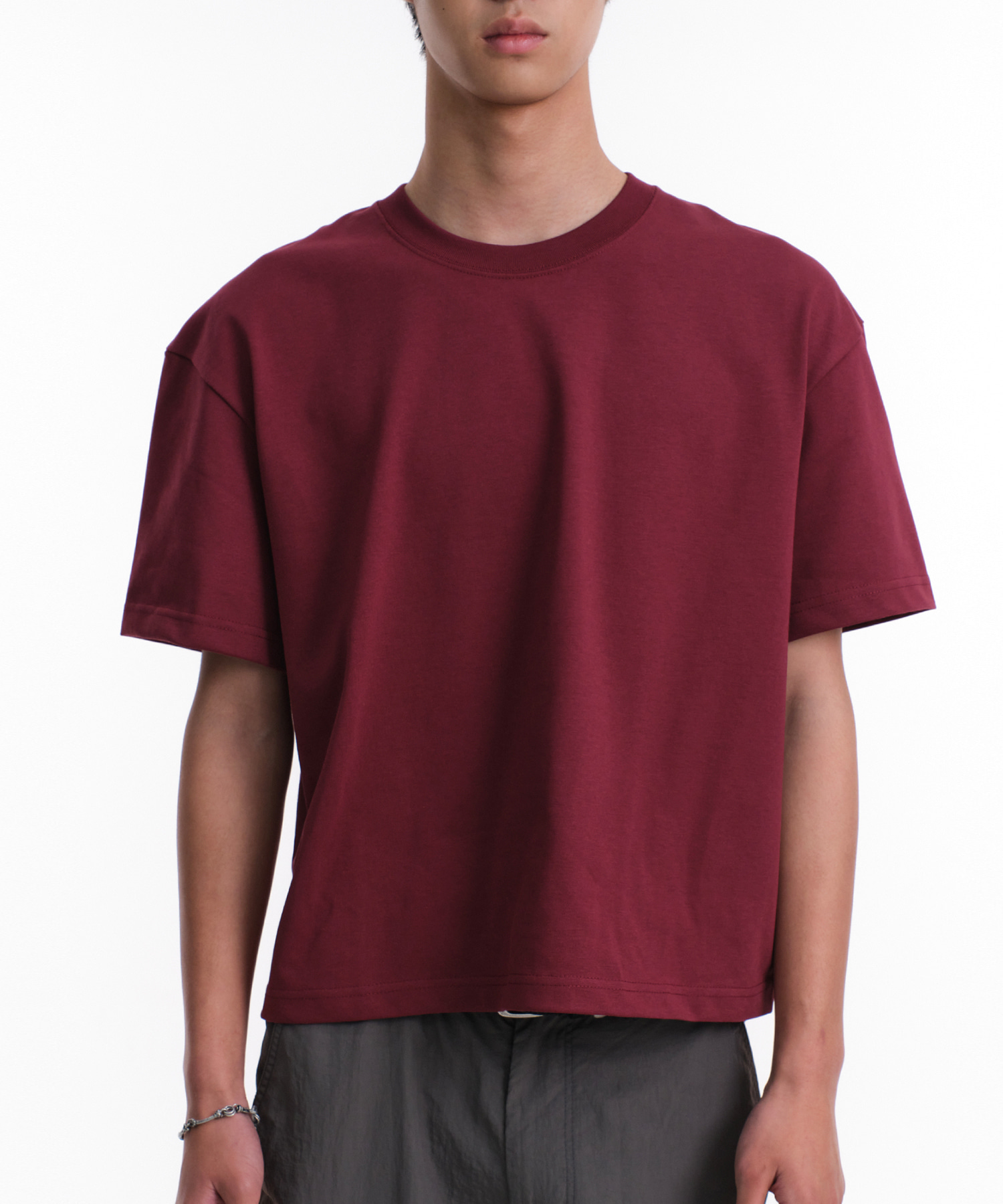 UNIFORM CROP T-SHIRTS (BURGUNDY)