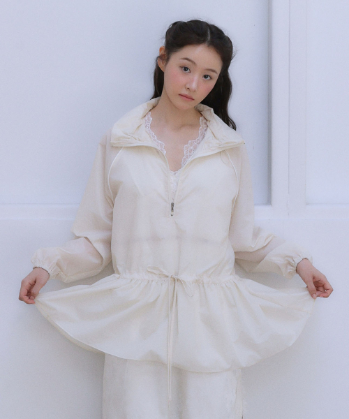 NYLON FRILL WIND BREAKER [ CREAM ]