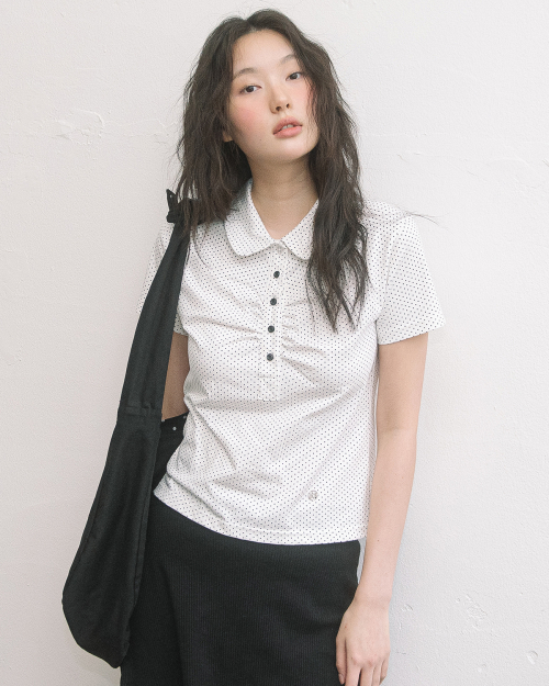 ROUND COLLAR SHIRRING S/S TEE(DOT WHITE)