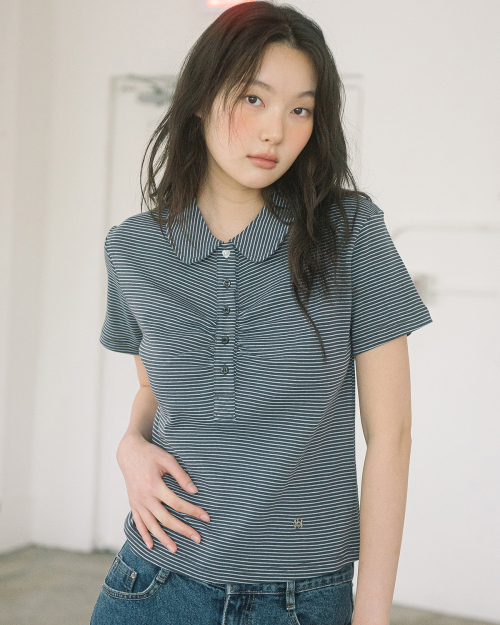 ROUND COLLAR SHIRRING S/S TEE(STRIPE CHARCOAL)