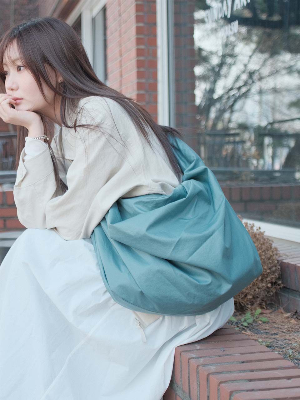 Glossy Mid Tangle Twist Bag_Teal Green