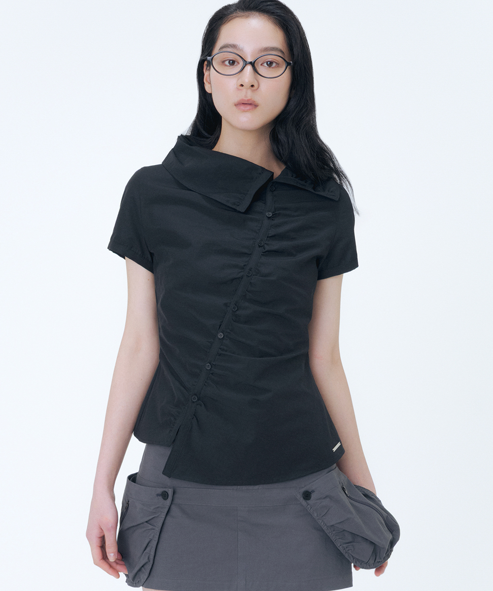 High neck shirring button shirt BLACK