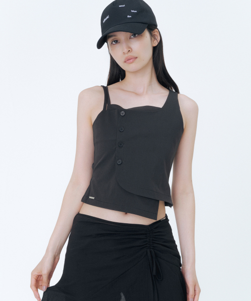 Layered button sleeveless top BLACK