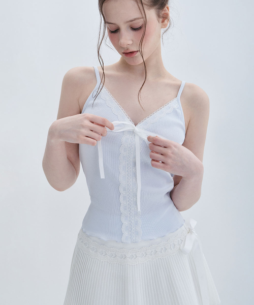 LACE SILK SLEEVELESS TOP - SOFT BLUE