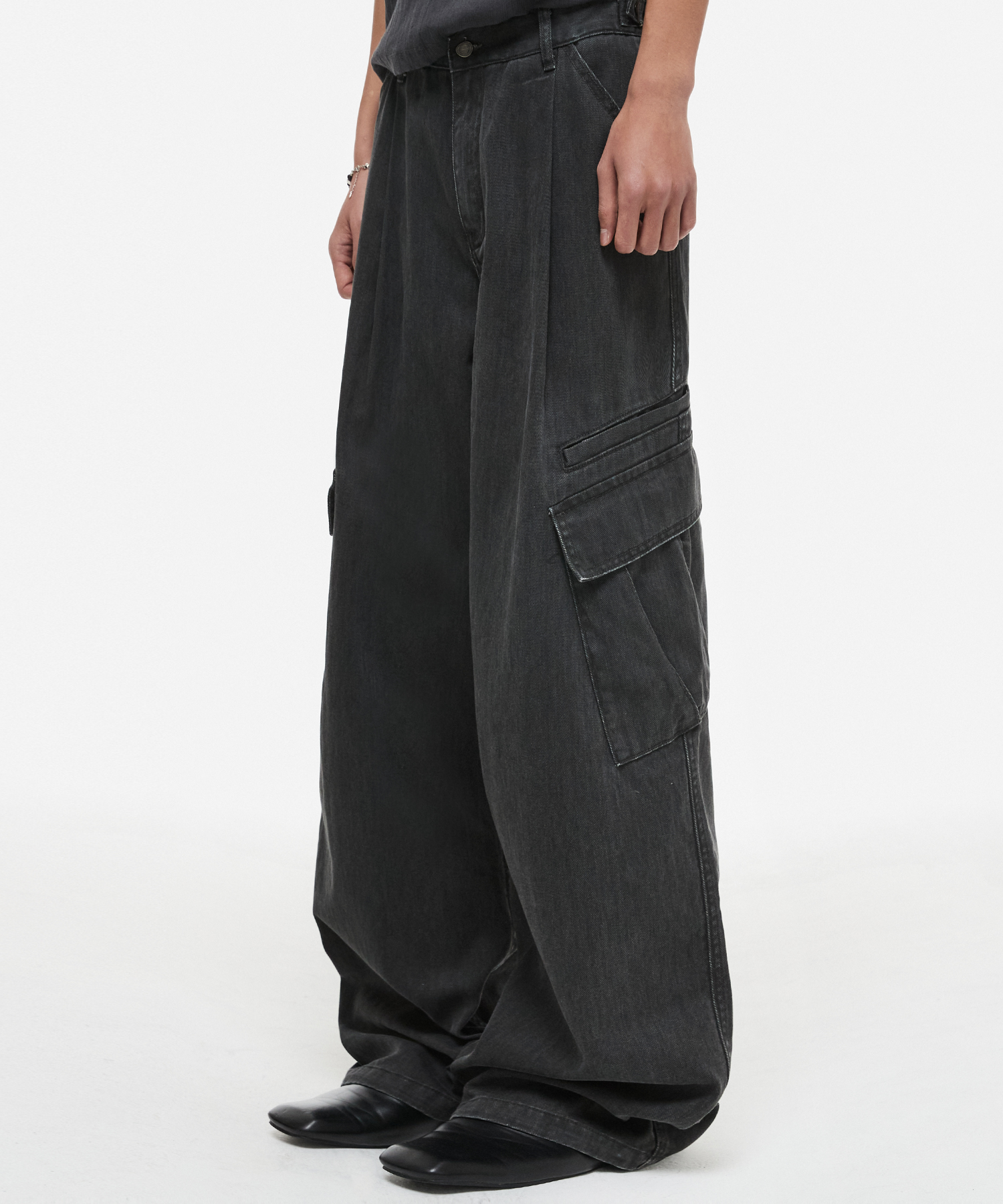 Cation Cargo Wide Pants Black