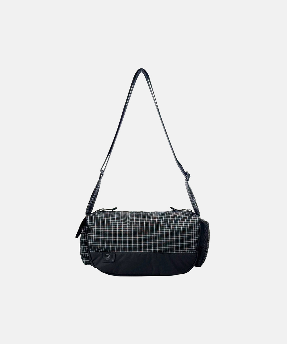 [SS26] RAMIDUS ZIP SHOULDER BAG / BLACK GRID