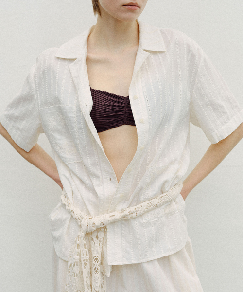 TEXTURED POCKET EMBROIDERY SHIRT - CREAM