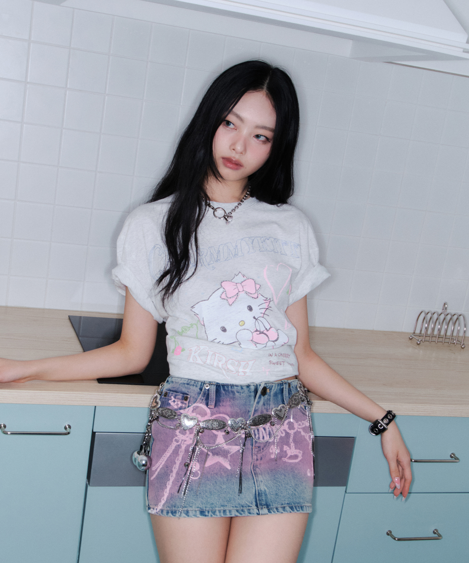 KIRSH X CHARMMYKITTY LOOSE-FIT T-SHIRT