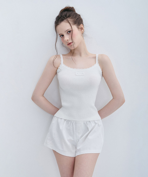 CREAMY LABEL SLEEVELESS - CREAM
