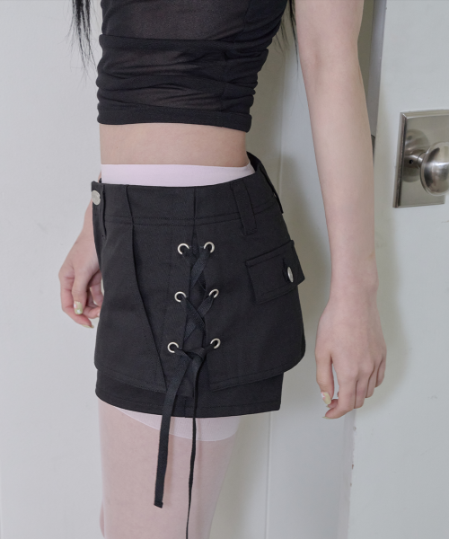 Layered Lace-Up Skirt shorts / Black
