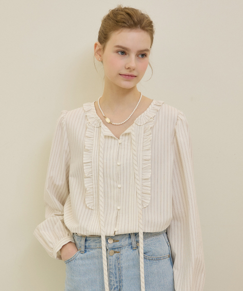 Блузка в полоску с рюшами и бантом - Beige Stripe