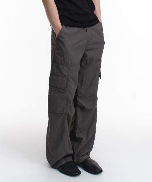 UNIFORM NYLON CARGO PANTS (KHAKI)