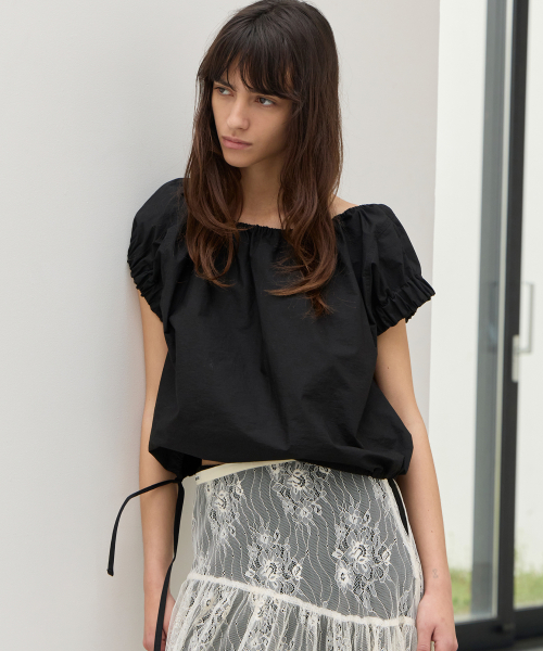 Crispy Volume Cropped Blouse - черный